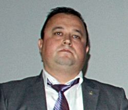 Hakkı Meniz, AK Parti İl&ccedil;e Başkanı Oldu