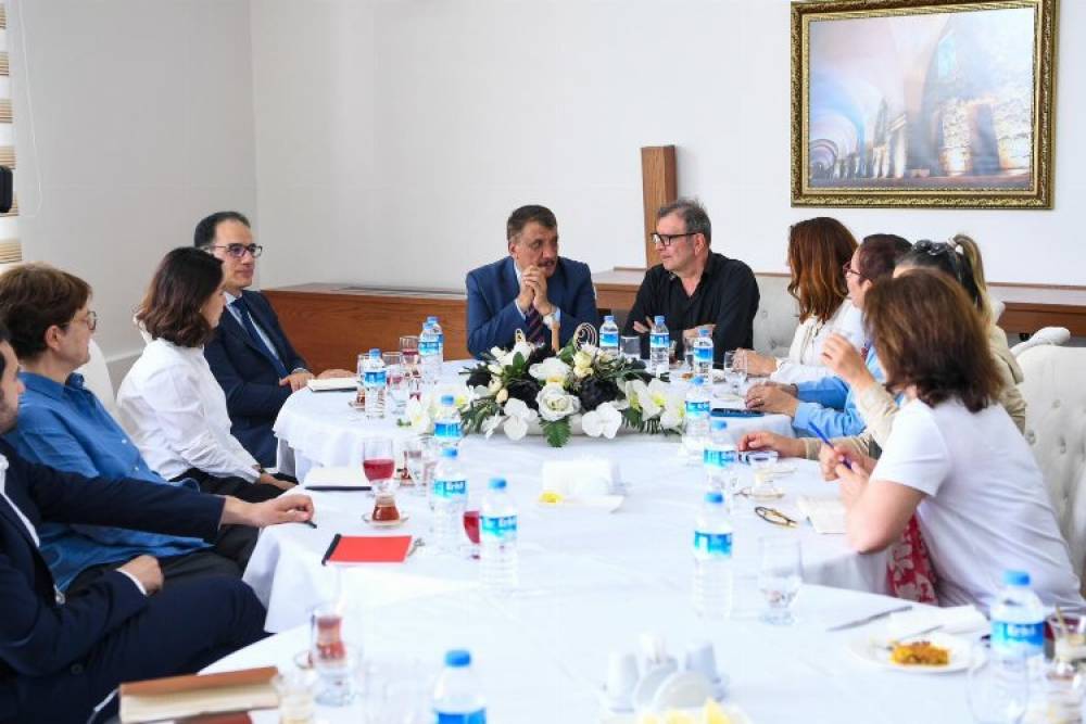 Doğal Hayatı Koruma Vakfı'ndan Başkan G&uuml;rkan'a ziyaret