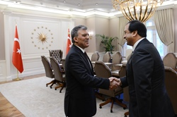 Uzun, &ldquo;100 bin kardeşimizin evinde bayram havası yaşanıyor&rdquo;