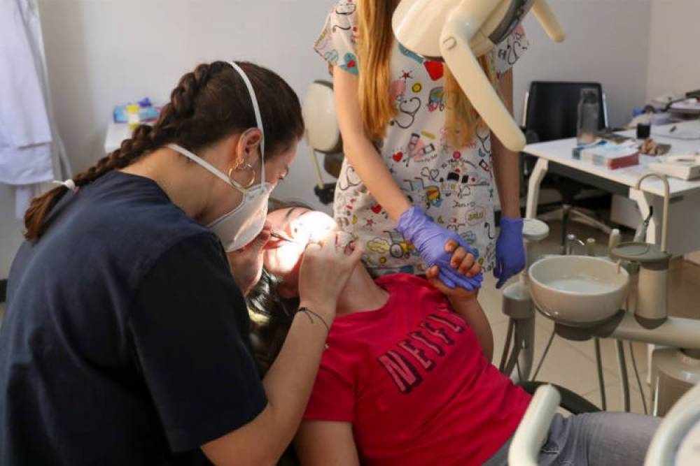 Engelli bireylere &uuml;cretsiz diş tedavisi
