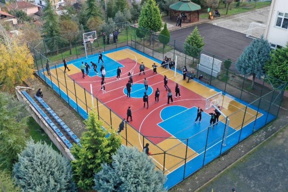 Kocaeli'de 120 okul daha spor sahasına kavuşacak