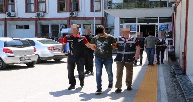 K&uuml;nefeci saldırısının failleri yakalandı