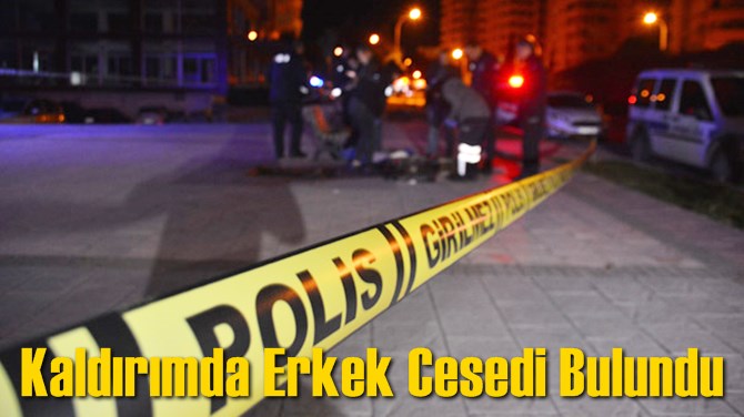 Kaldırımda Erkek Cesedi Bulundu