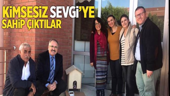 Kimsesiz Sevgi&rsquo;ye Okul Y&ouml;netimi ve &Ouml;ğrencileri Sahip &Ccedil;ıktı