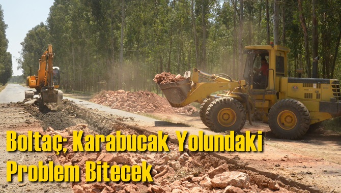 Tarsus&rsquo;ta Bataklık Alandan Ge&ccedil;en Yolun Zemini Kayalarla G&uuml;&ccedil;lendiriliyor