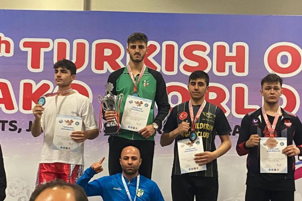 Kick Boksta D&uuml;nya Kupası Ağrılı sporcunun