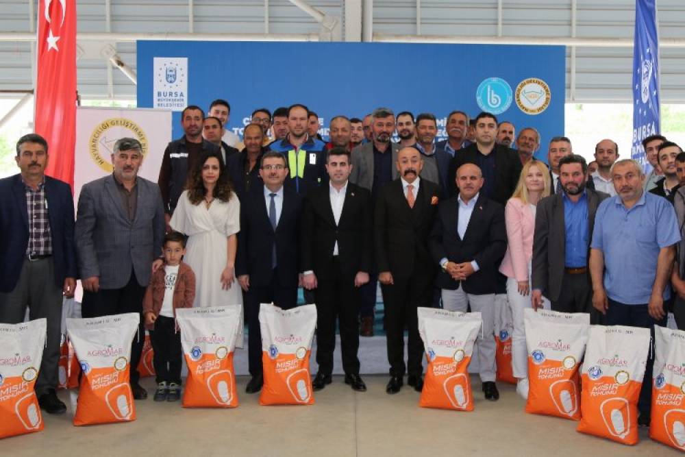 Bursa B&uuml;y&uuml;korhanlı &ccedil;ift&ccedil;iye silajlık mısır tohumu