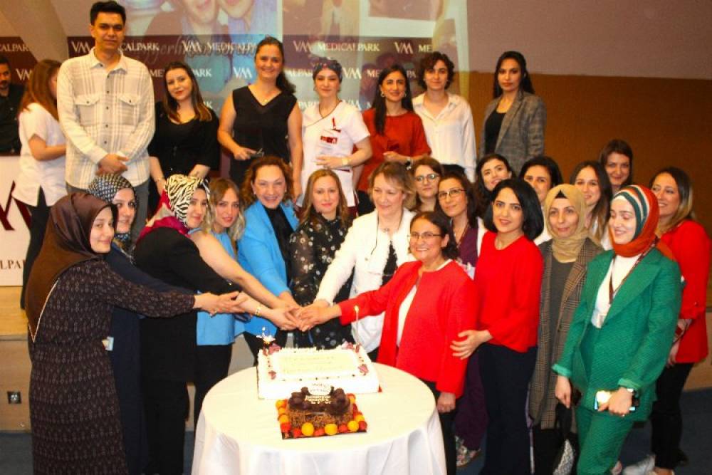 &Uuml;niversite-hastane iş birliği ile hemşireler geleceğe hazırlanıyor