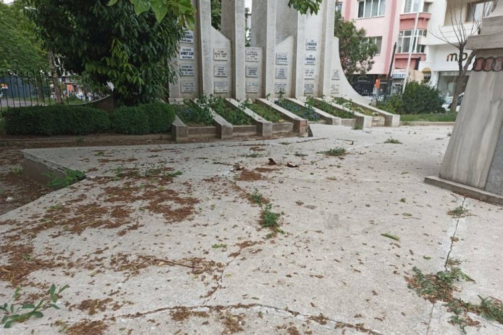 Edirne Keşan'daki Şehitlik'e duyarsızlık!