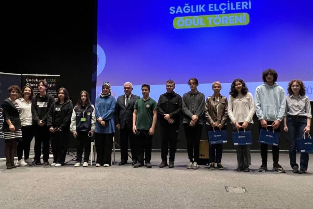 'Sağlık El&ccedil;ileri' &ouml;d&uuml;lleri sahiplerini buldu