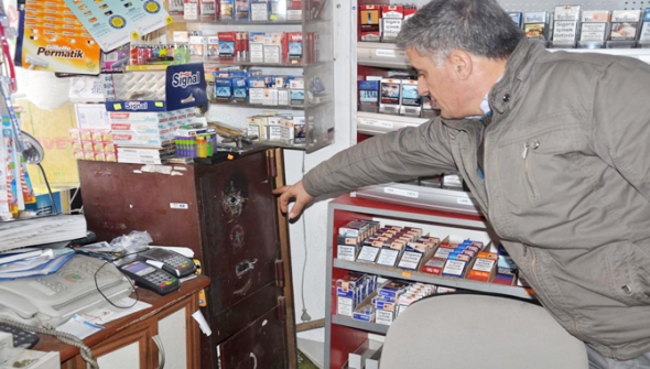 Tarsus'ta &Ccedil;elik Kasayı Oksijen Kaynağı İle A&ccedil;tılar