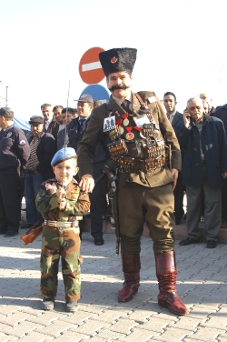 Kuvayi Milliyecilerden, Vali Aksoy&rsquo;u Ziyaret