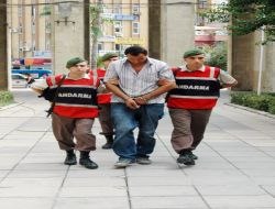 Baz İstasyonlarından Ak&uuml; &Ccedil;alan Bir Kişi Yakalandı
