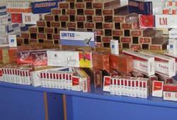 Tarsus'ta 17 bin 800 paket kaçak sigara yakalandı